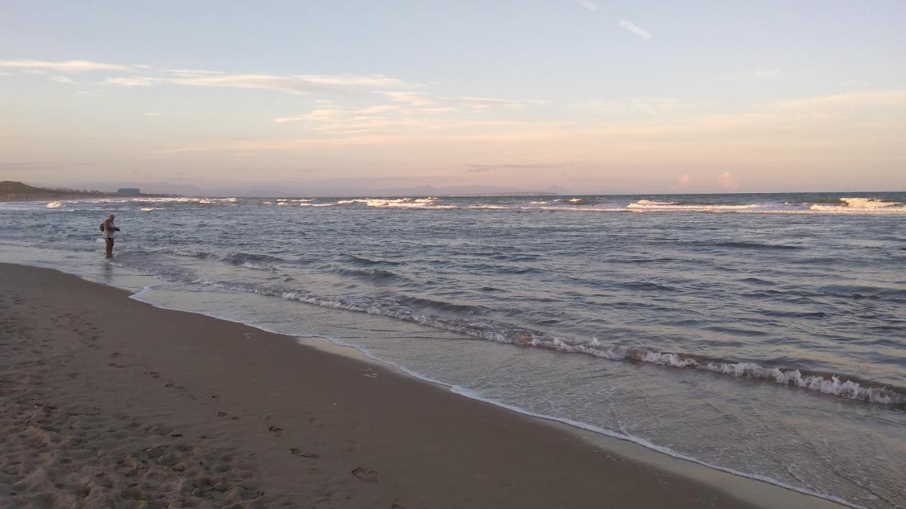 Urbanizacion Puerto Romano - Playa Ла-Мата Екстер'єр фото