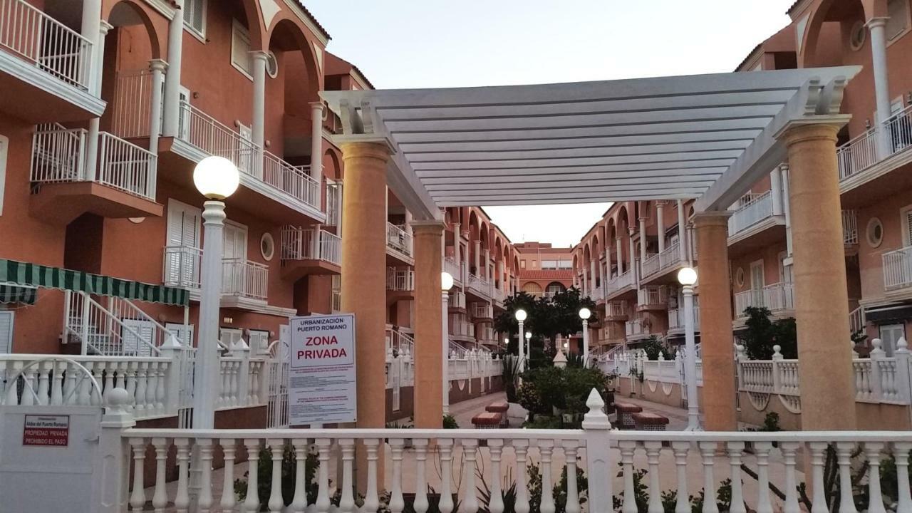 Urbanizacion Puerto Romano - Playa Ла-Мата Екстер'єр фото