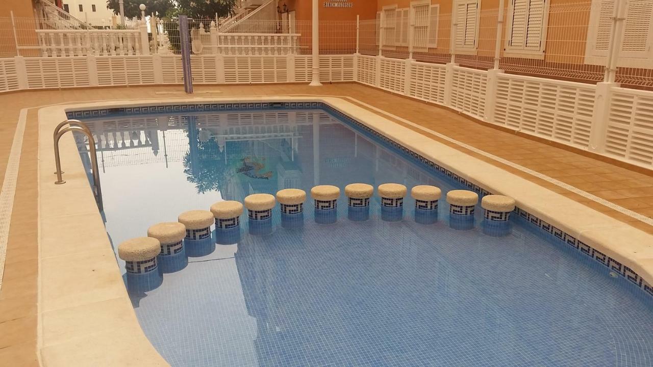 Urbanizacion Puerto Romano - Playa Ла-Мата Екстер'єр фото